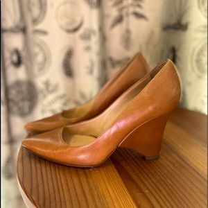 Sergio Rossi Italian Wedge Heels Camel size 39